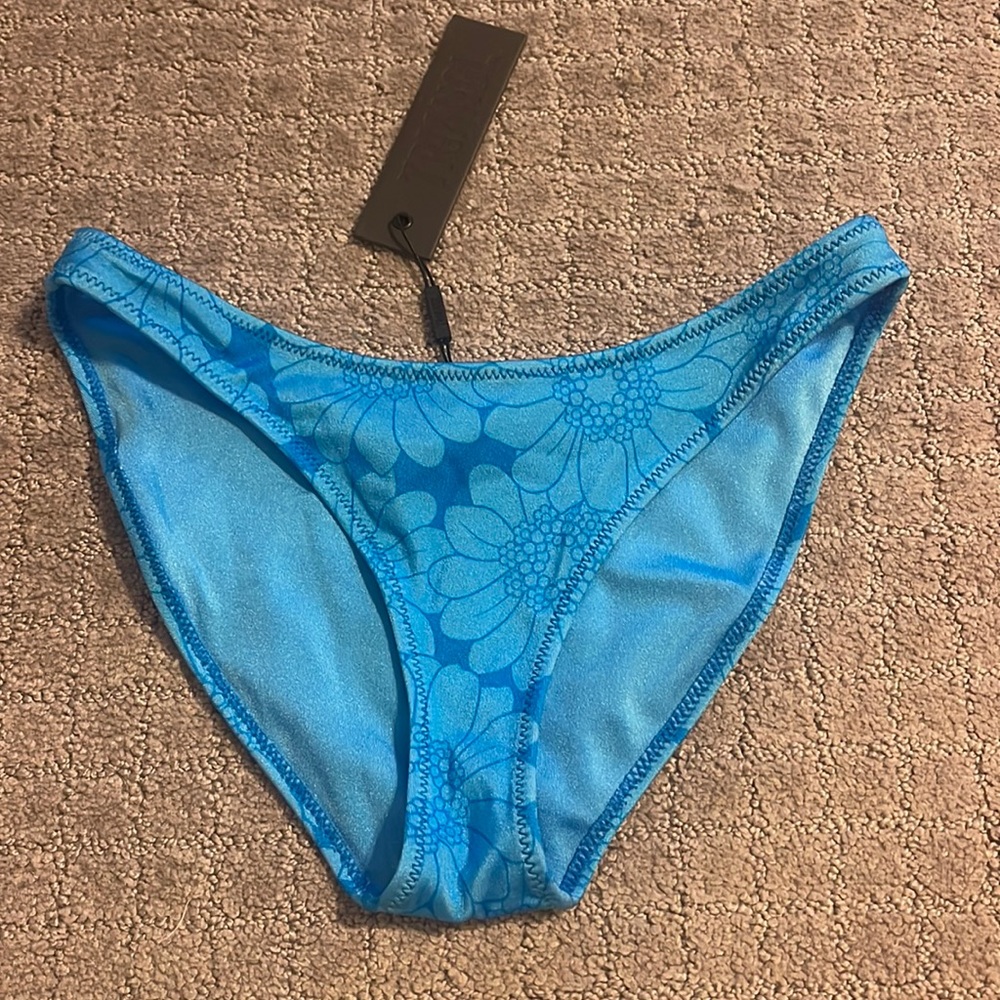 Brand new triangl bottoms!!